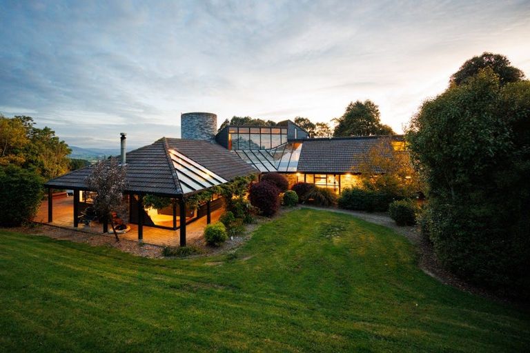 Photo of property in 232 Hendersons Line, Kelvin Grove, Palmerston North, 4470