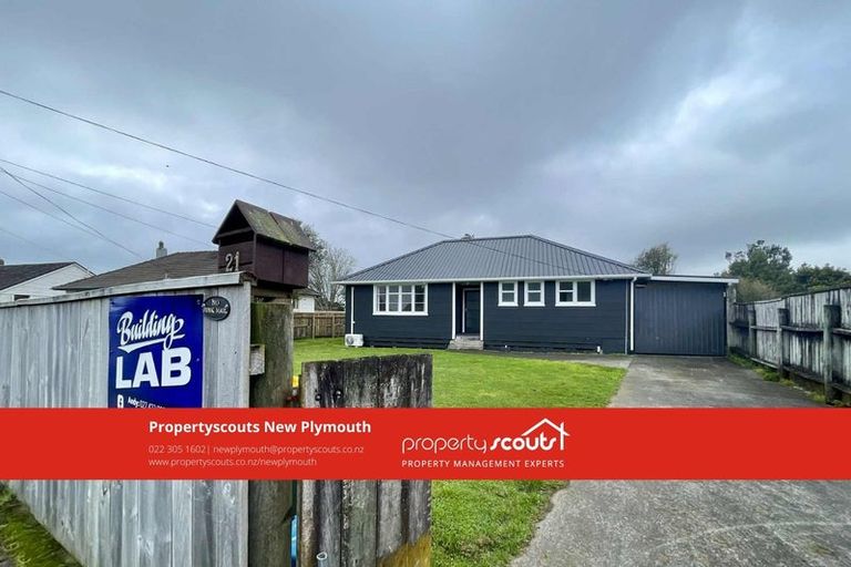 Photo of property in 21 Miro Street, Merrilands, New Plymouth, 4312