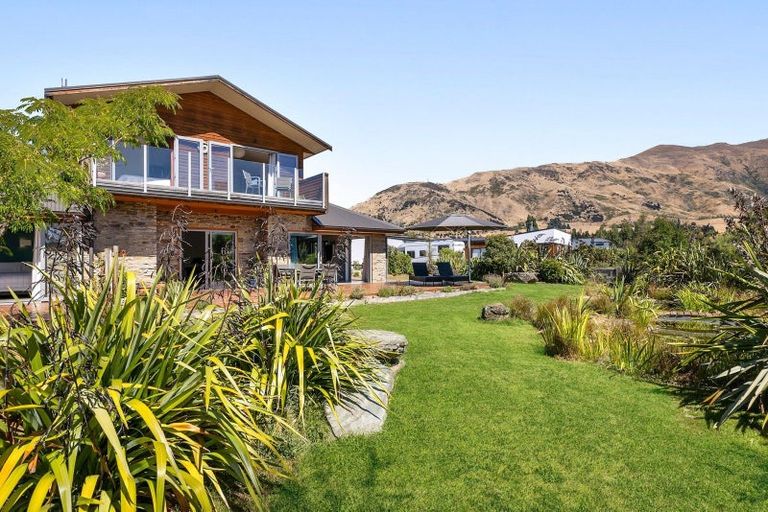 Photo of property in 3 Maggies Way, Wanaka, 9305