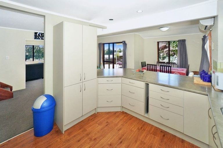 Photo of property in 10 Muir Place, Te Puke, 3119