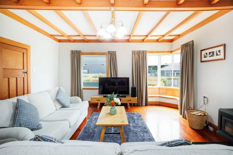 Photo of property in 155 James Line, Kelvin Grove, Palmerston North, 4414