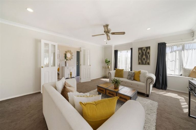 Photo of property in 40 Longford Park Drive, Takanini, 2112