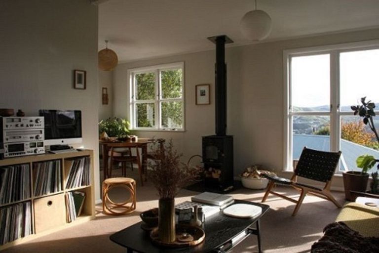 Photo of property in 2 Paparangi Crescent, Paparangi, Wellington, 6037