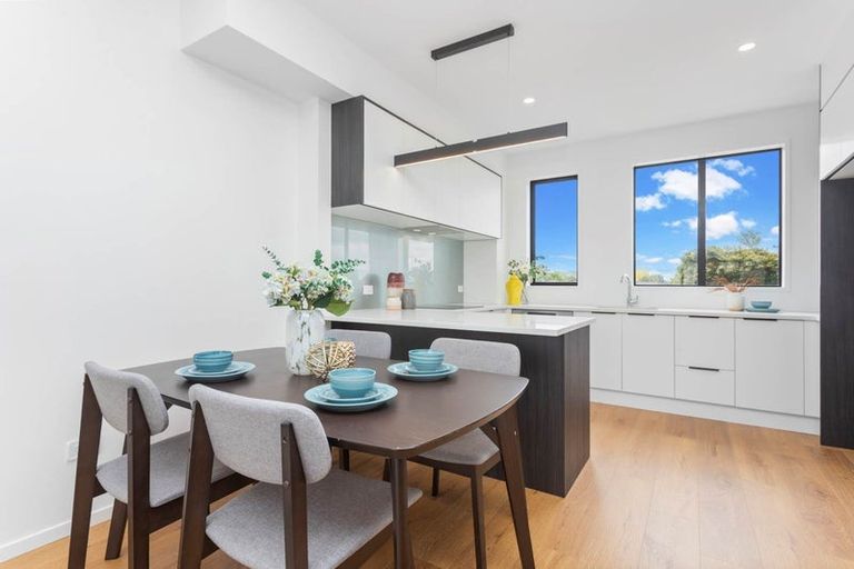 Photo of property in 4/2a Cambridge Road, Manurewa, Auckland, 2102