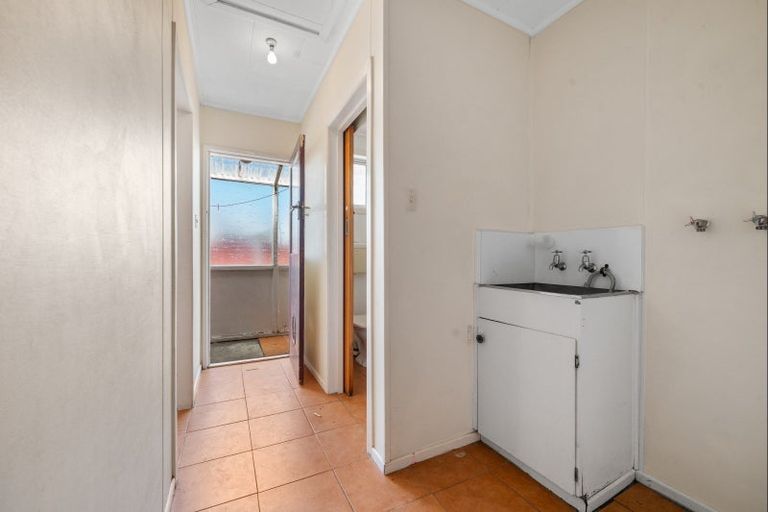 Photo of property in 124d Govett Avenue, Frankleigh Park, New Plymouth, 4310