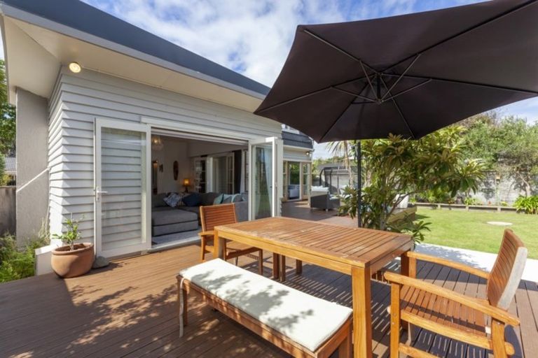 Photo of property in 62 Manly Street, Paraparaumu Beach, Paraparaumu, 5032