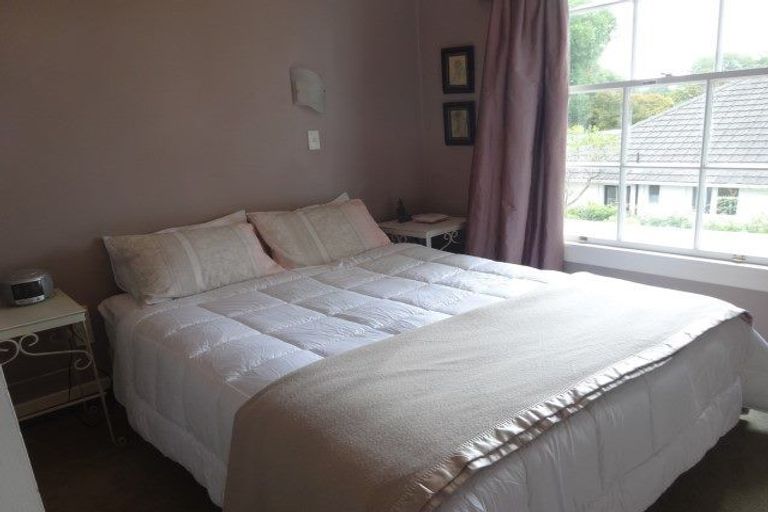 Photo of property in 165 Fendalton Road, Fendalton, Christchurch, 8052