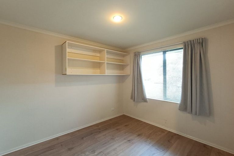 Photo of property in 213 Kilkenny Drive, East Tamaki Heights, Auckland, 2016