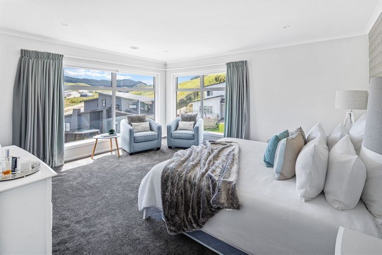 Photo of property in 4 Crompton Avenue, Churton Park, Wellington, 6037