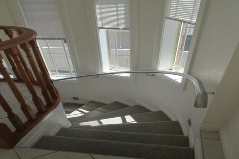 Photo of property in 11c Fife Lane, Miramar, Wellington, 6022