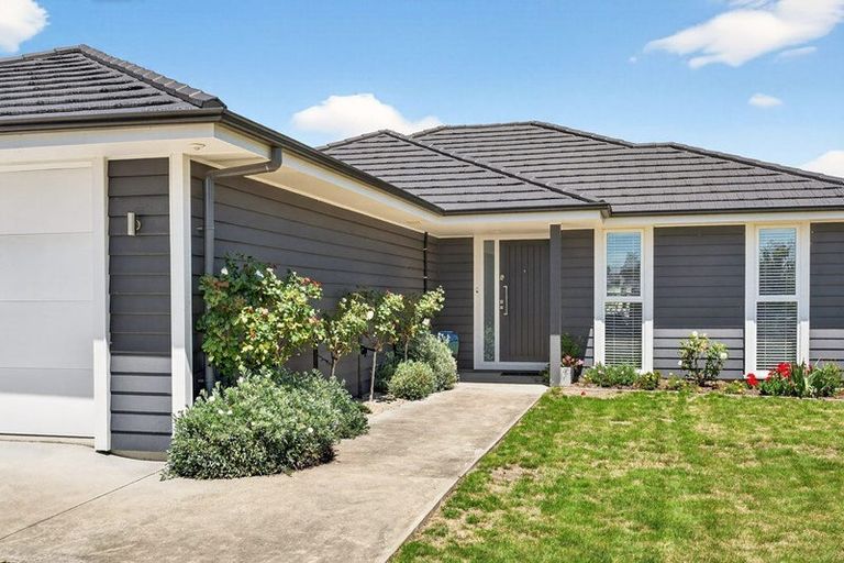 Photo of property in 5 Maple Grove, Solway, Masterton, 5810