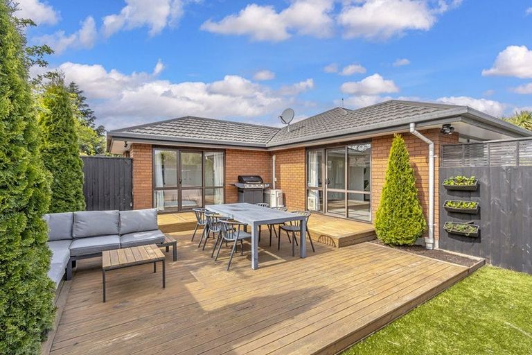 Photo of property in 71 Shirley Road, Shirley, Christchurch, 8013