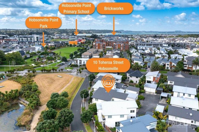 Photo of property in 10 Toheroa Street, Hobsonville, Auckland, 0616