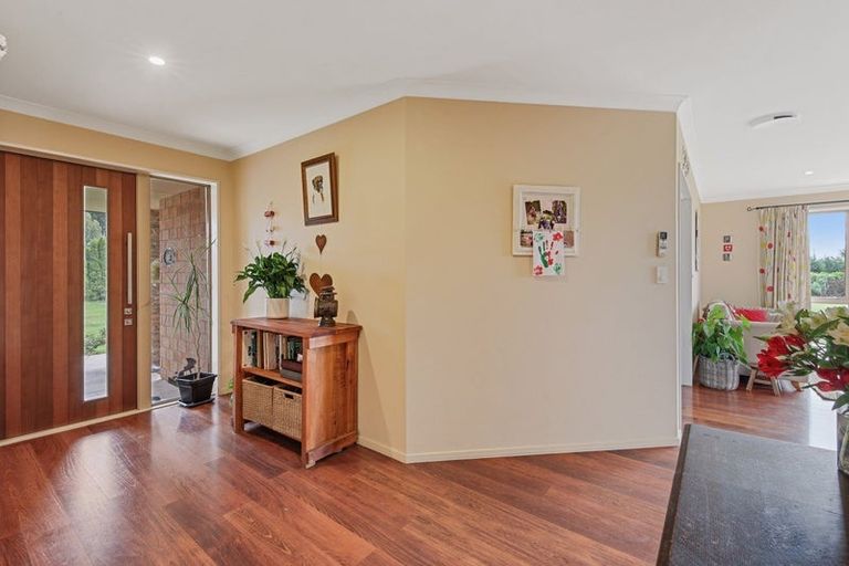 Photo of property in 1238 Two Chain Road, Swannanoa, 7475