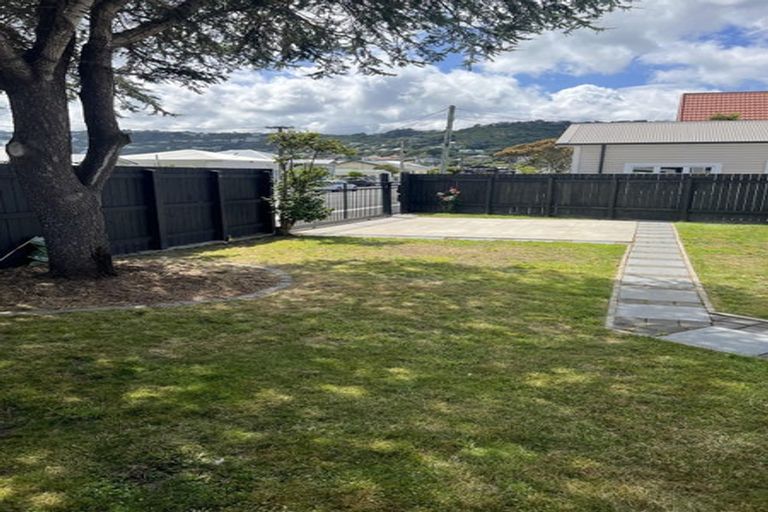 Photo of property in 15 Moselle Street, Island Bay, Wellington, 6023