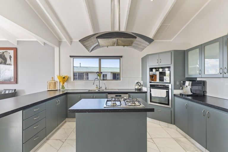 Photo of property in 129 Parklands Avenue, Bell Block, New Plymouth, 4312