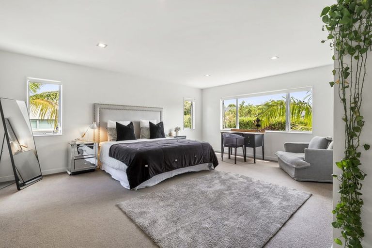 Photo of property in 15 Waitemata Road, Hauraki, Auckland, 0622