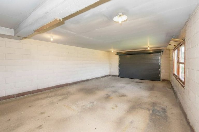 Photo of property in 1 Warwick Street, Balaclava, Dunedin, 9011