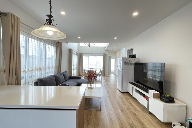 Photo of property in 36 Greenfinch Road, Hobsonville, Auckland, 0616