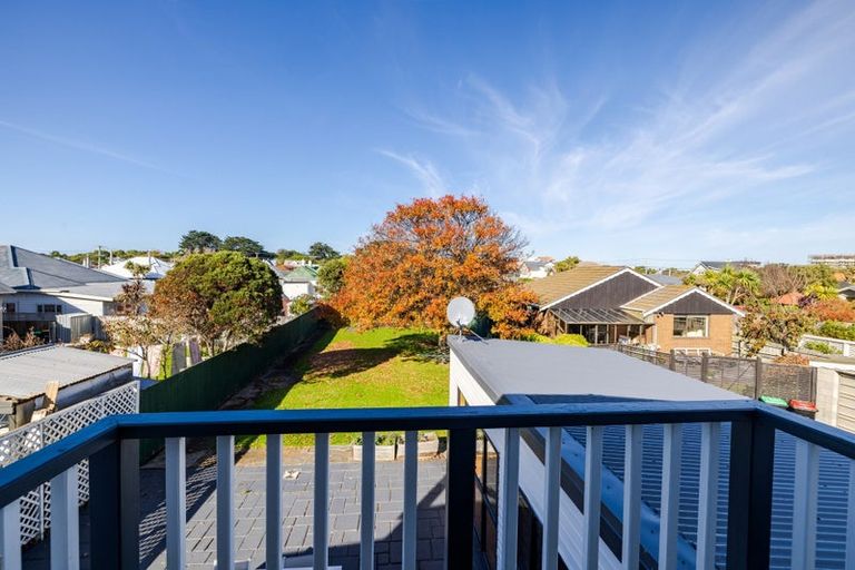 Photo of property in 28 Coughtrey Street, Saint Clair, Dunedin, 9012