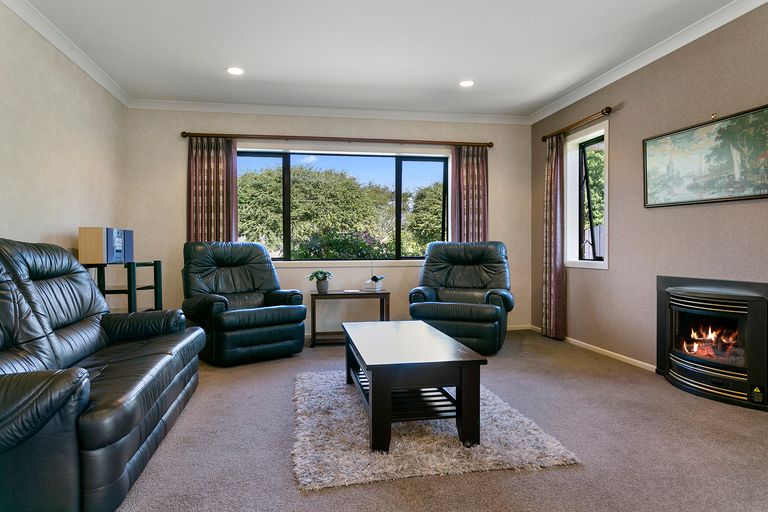 Photo of property in 14 Mirbeck Avenue, Cambridge, 3434