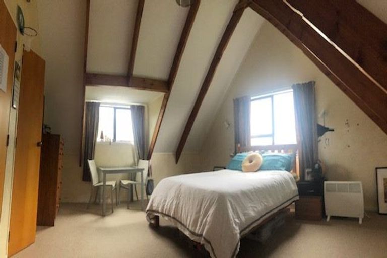 Photo of property in 25b Cunliffe Street, Johnsonville, Wellington, 6037