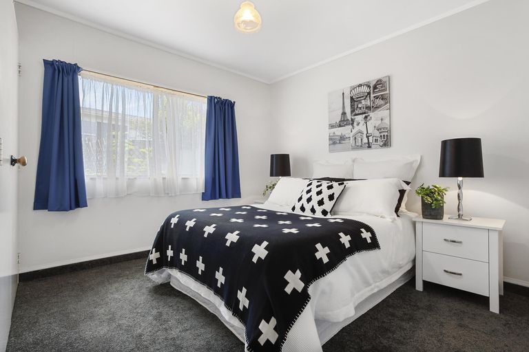 Photo of property in 4 Parker Avenue, New Lynn, Auckland, 0600
