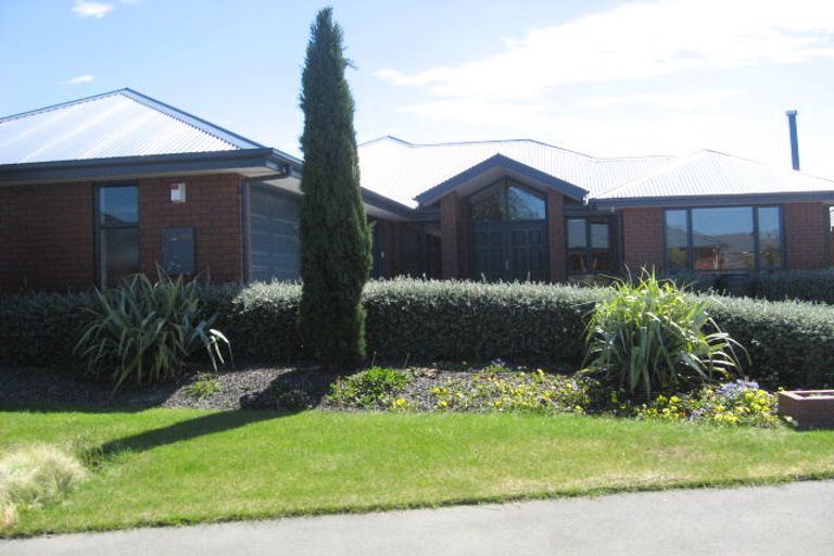 Photo of property in 6 Hideaway Gate, Parklands, Christchurch, 8083