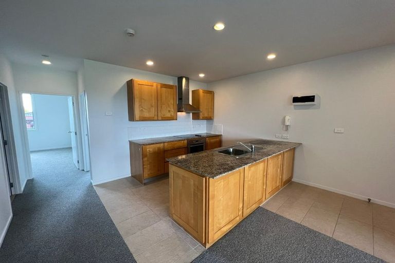 Photo of property in 1/63 Kestev Drive, Flat Bush, Auckland, 2016