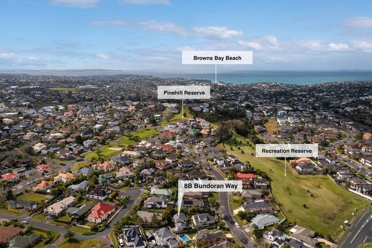 Photo of property in 2/8 Bundoran Way, Pinehill, Auckland, 0632