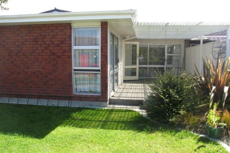 Photo of property in 8 Rainforth Street, Roslyn, Palmerston North, 4414