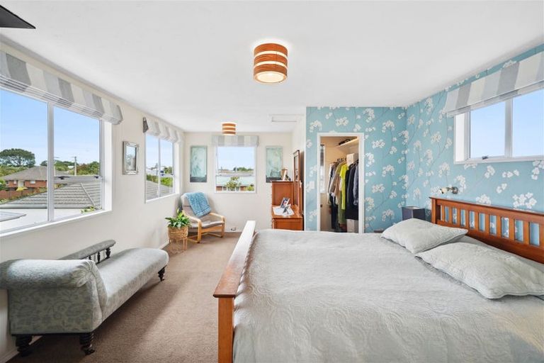 Photo of property in 10 Garnett Avenue, Spreydon, Christchurch, 8024