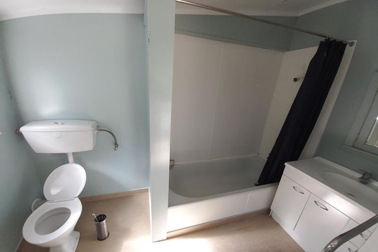 Photo of property in 3a Boyd Terrace, Newtown, Wellington, 6021