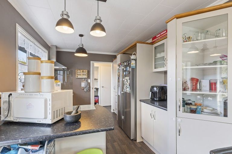 Photo of property in 27 Glamis Avenue, Bell Block, New Plymouth, 4312