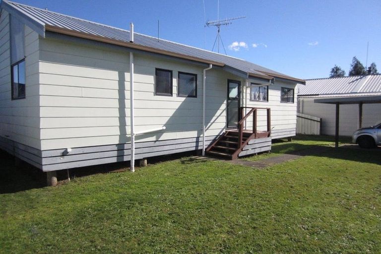 Photo of property in 1 Silkwood Lane, Melville, Hamilton, 3206