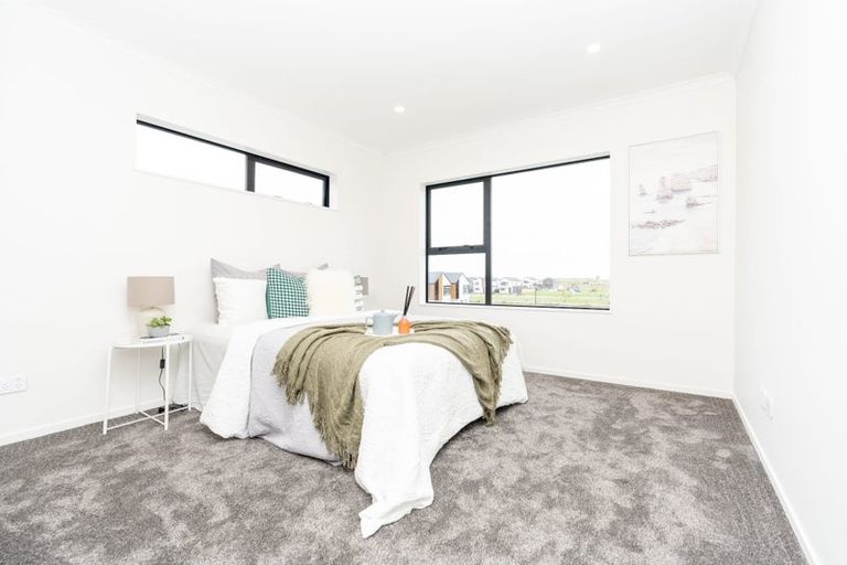 Photo of property in 27 Earp Crescent, Chartwell, 3210