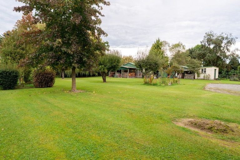 Photo of property in 15 Burdon Road, Woodbury, Geraldine, 7991