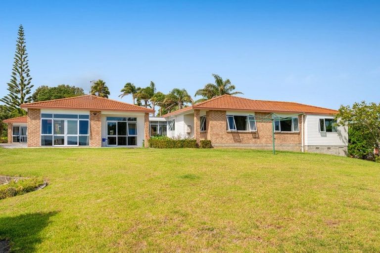 Photo of property in 13 Basil Orr Road, Kaukapakapa, Warkworth, 0984