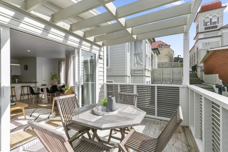 Photo of property in 239u8 Adelaide Road, Newtown, Wellington, 6021