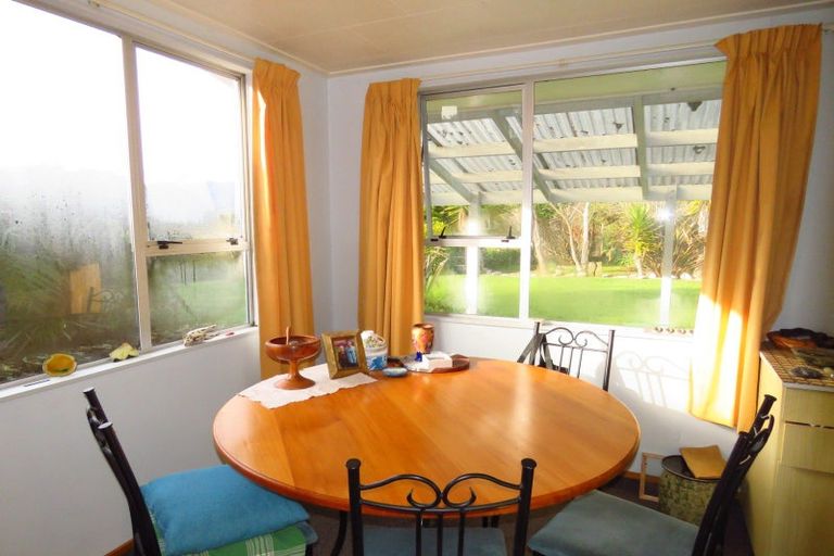 Photo of property in 156 Brougham Street, Westport, 7825