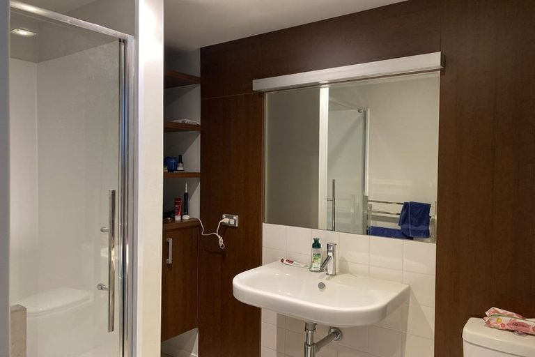 Photo of property in Monument Apartments, 9d/245 Wakefield Street, Te Aro, Wellington, 6011