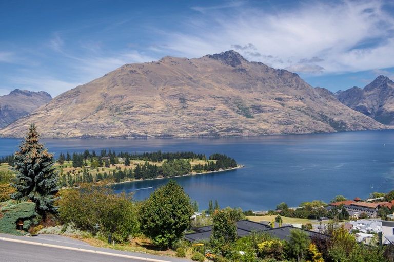 Photo of property in 4 Manchester Place, Queenstown, 9300