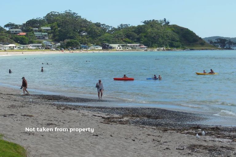 Photo of property in 13 Ongutukura Way, Oakura, Hikurangi, 0184