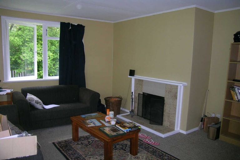 Photo of property in 96 Pahiatua Street, Hokowhitu, Palmerston North, 4410