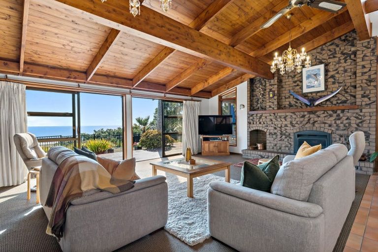 Photo of property in 34 Motutara Road, Muriwai, Waimauku, 0881