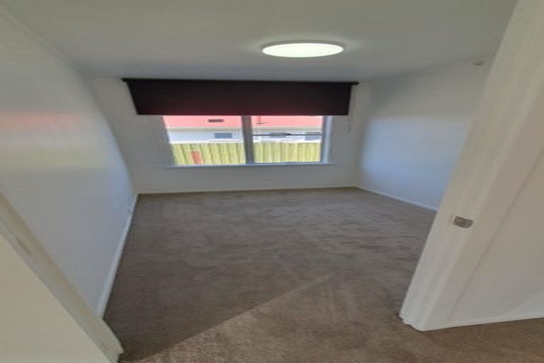 Photo of property in 138 Don Buck Road, Massey, Auckland, 0614