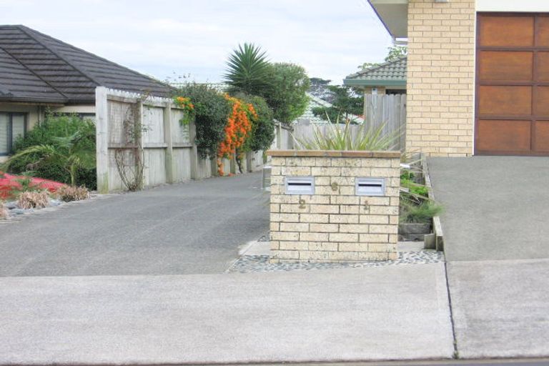 Photo of property in 2/6 Keenagh Rise, Dannemora, Auckland, 2016
