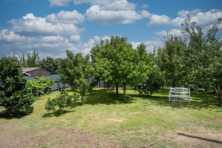 Photo of property in 706 Avenue Road West, Saint Leonards, Hastings, 4120