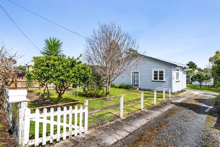 Photo of property in 74 George Street, Hikurangi, 0114