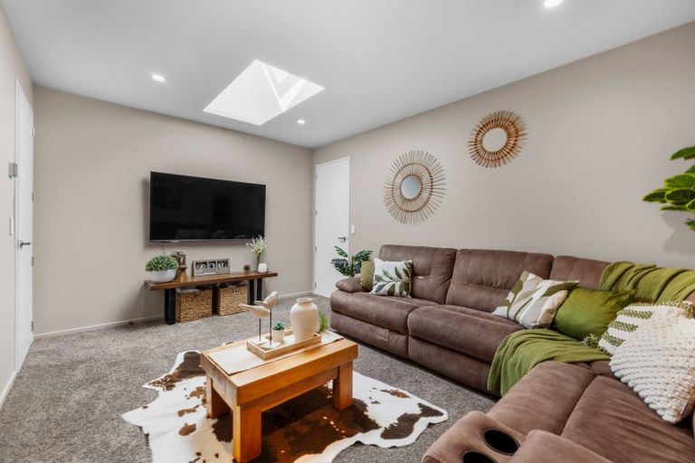 Photo of property in 11 Natalie Place, Harewood, Christchurch, 8051